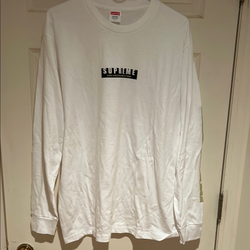 Supreme (since 1994) White Long Sleeve Tee Size large 100% cotton
